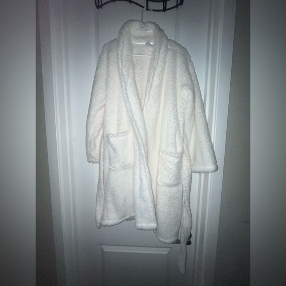Pottery Barn Cozy Comfort robe - Picture 2 of 5